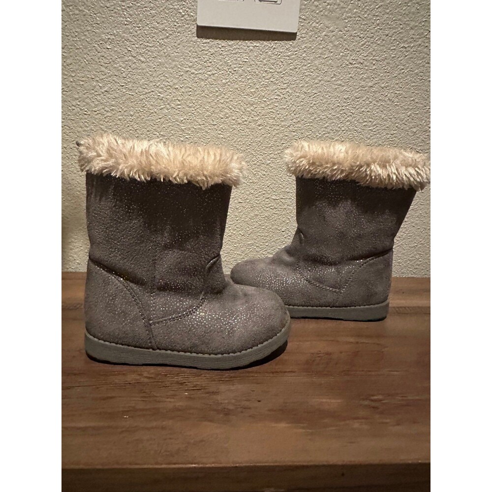 Cat & Jack Girl Glitter Fur Gray Booties Size 8
